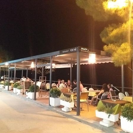 Guesthouse Kod Irene Gradac  Buitenkant foto