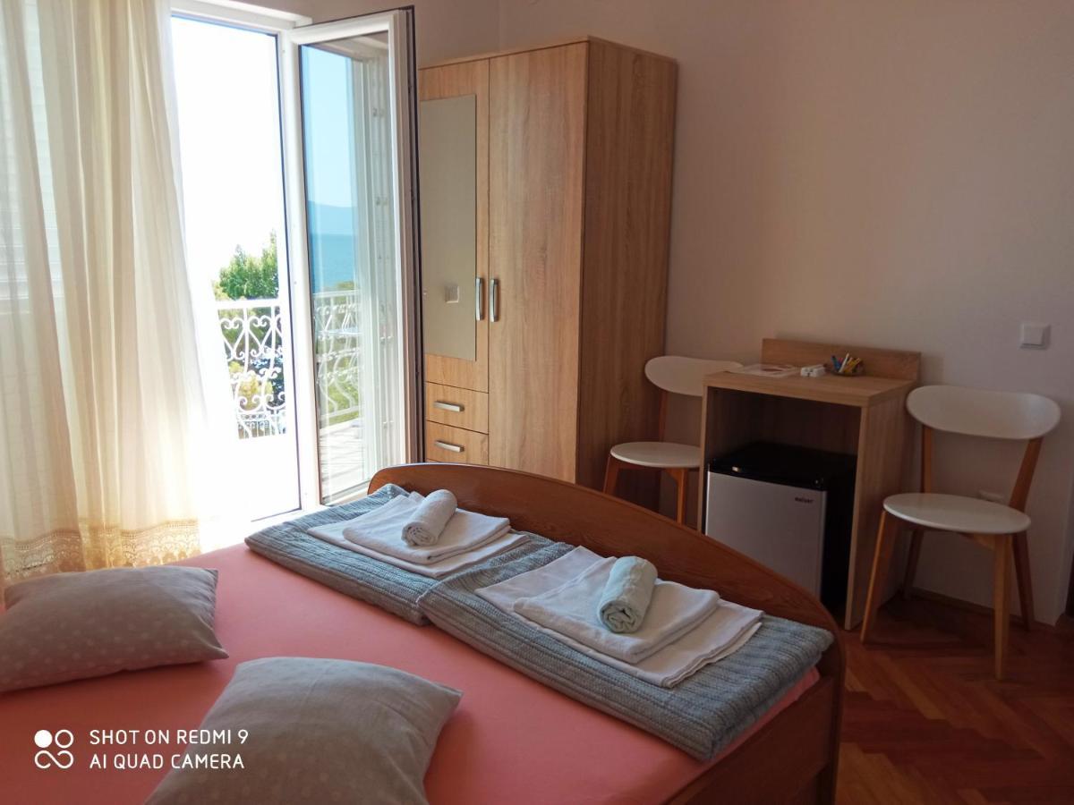 Guesthouse Kod Irene Gradac  Buitenkant foto